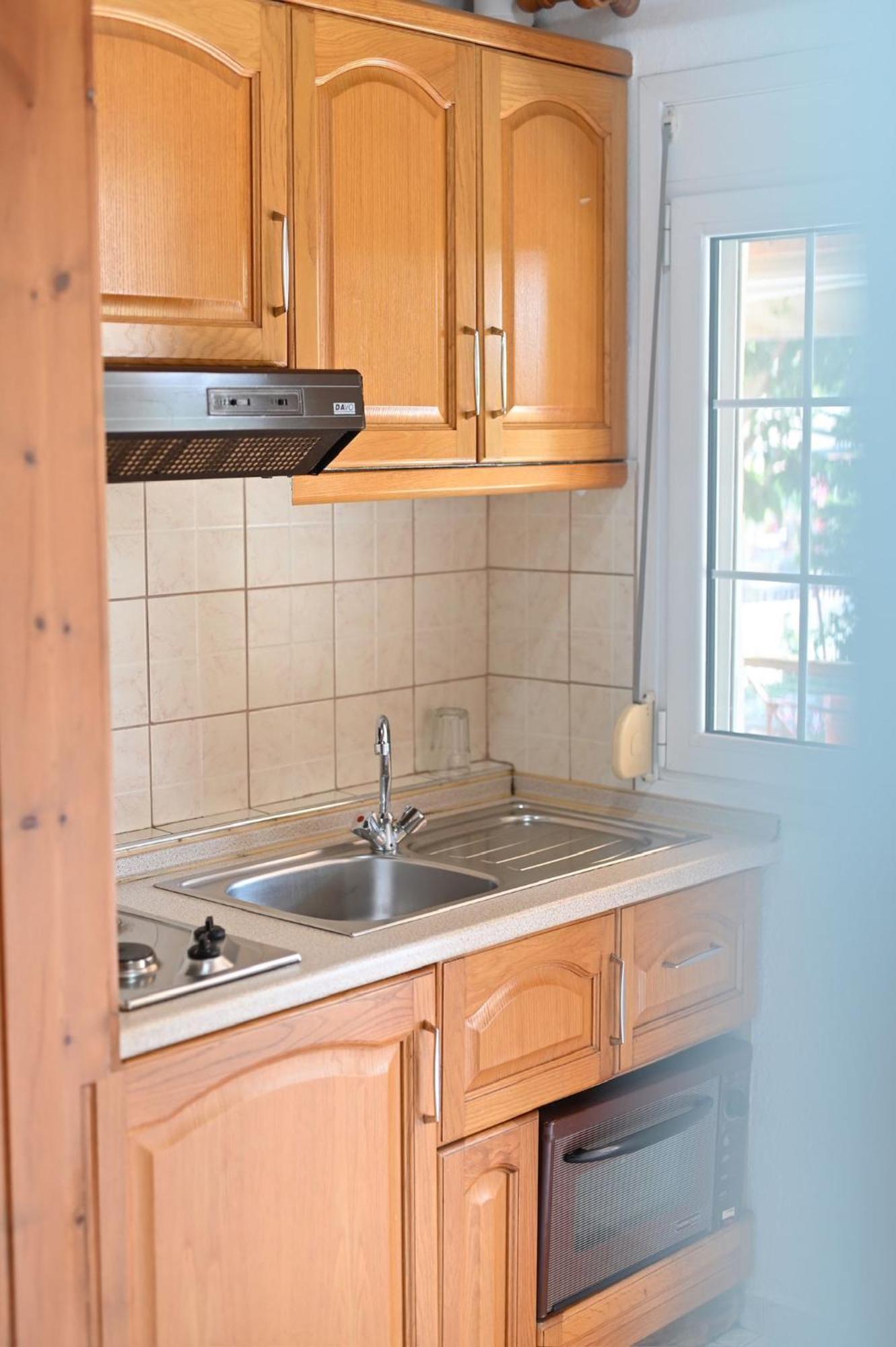 Guesthouse Agnandi Като-Лутраки Экстерьер фото