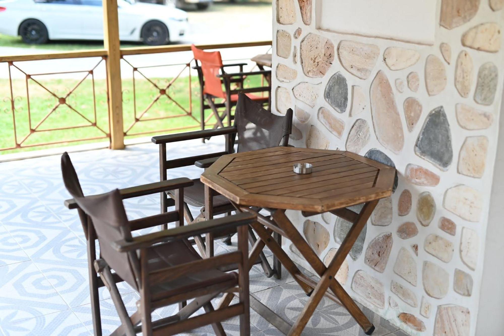 Guesthouse Agnandi Като-Лутраки Экстерьер фото