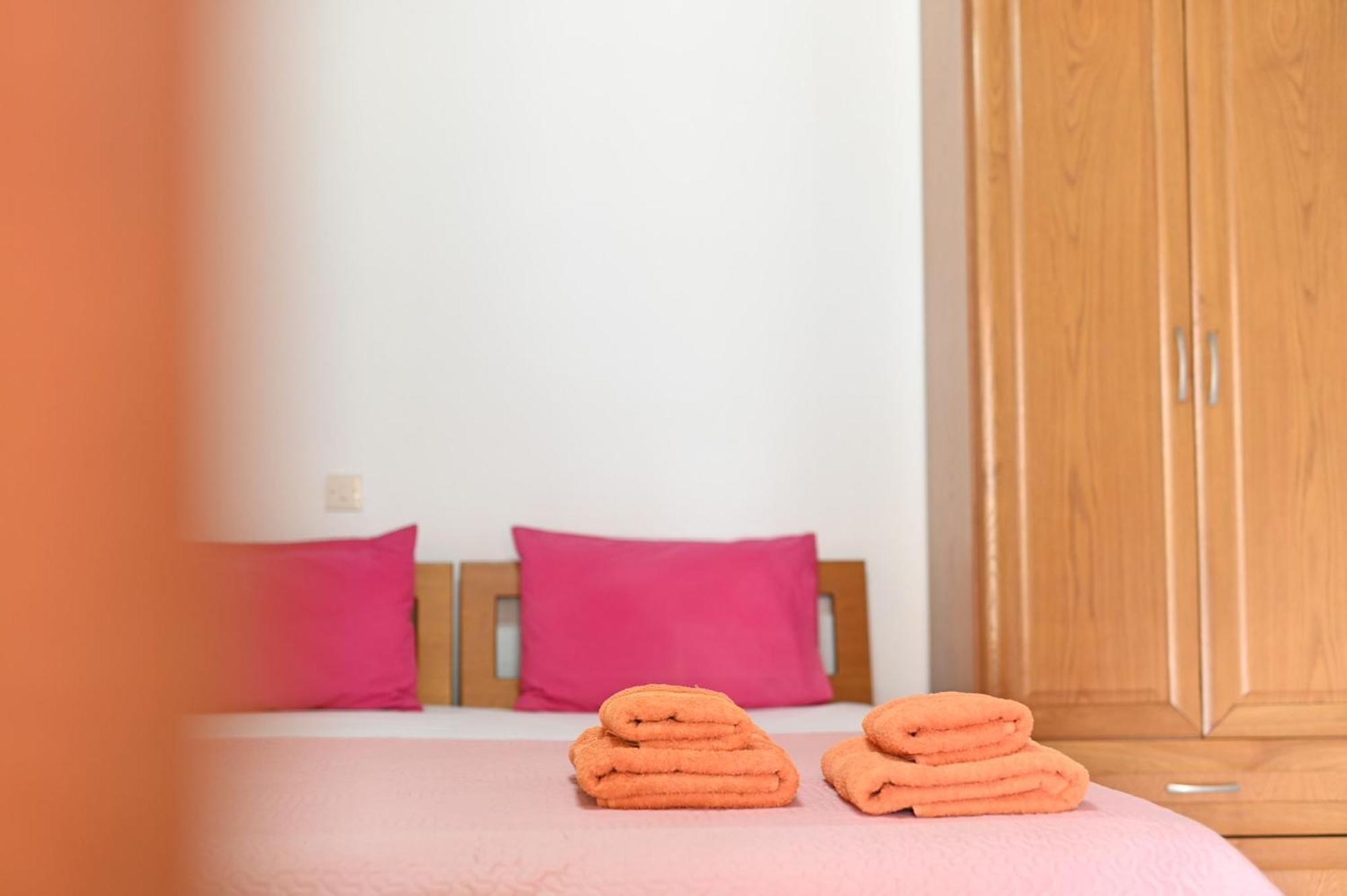 Guesthouse Agnandi Като-Лутраки Экстерьер фото