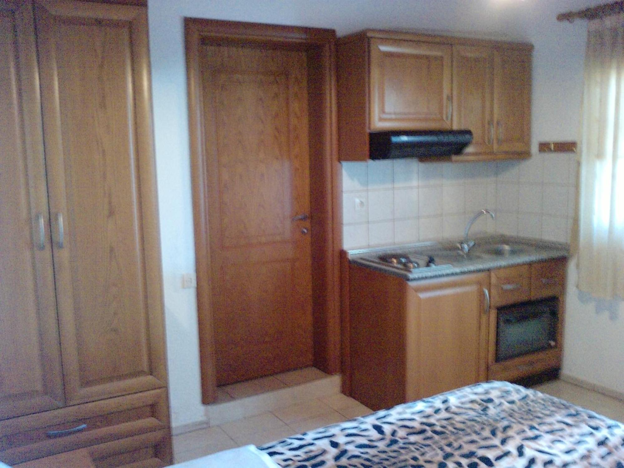 Guesthouse Agnandi Като-Лутраки Номер фото