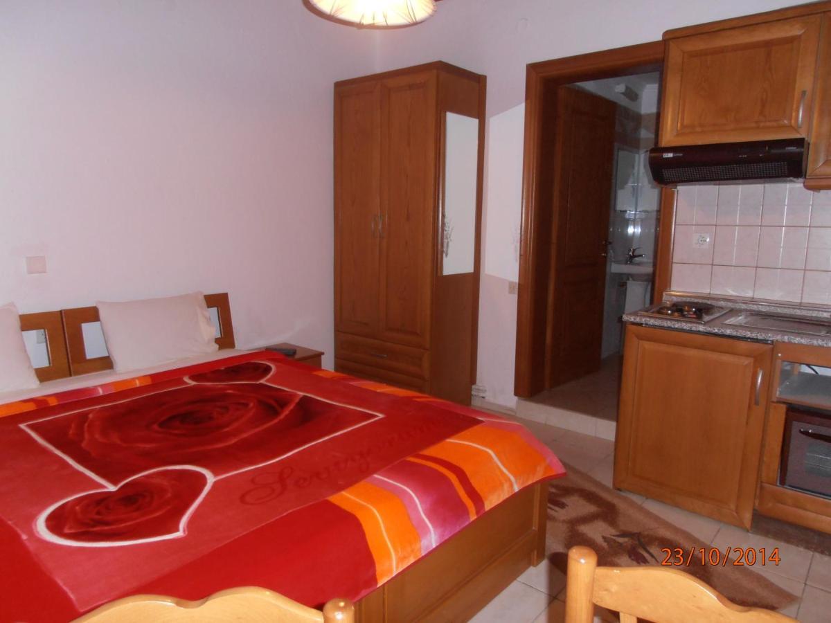 Guesthouse Agnandi Като-Лутраки Номер фото